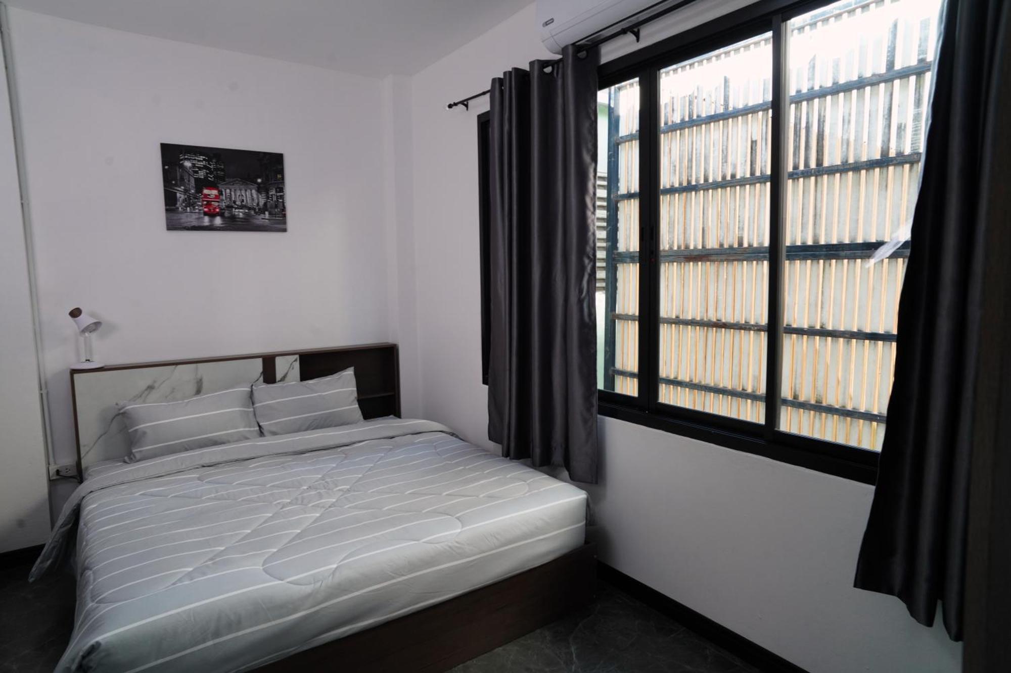 London House Phuket วันหยุดที่บ้าน
